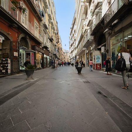 Napoli Affittacamere Εξωτερικό φωτογραφία